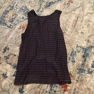 Lululemon tank with tie back